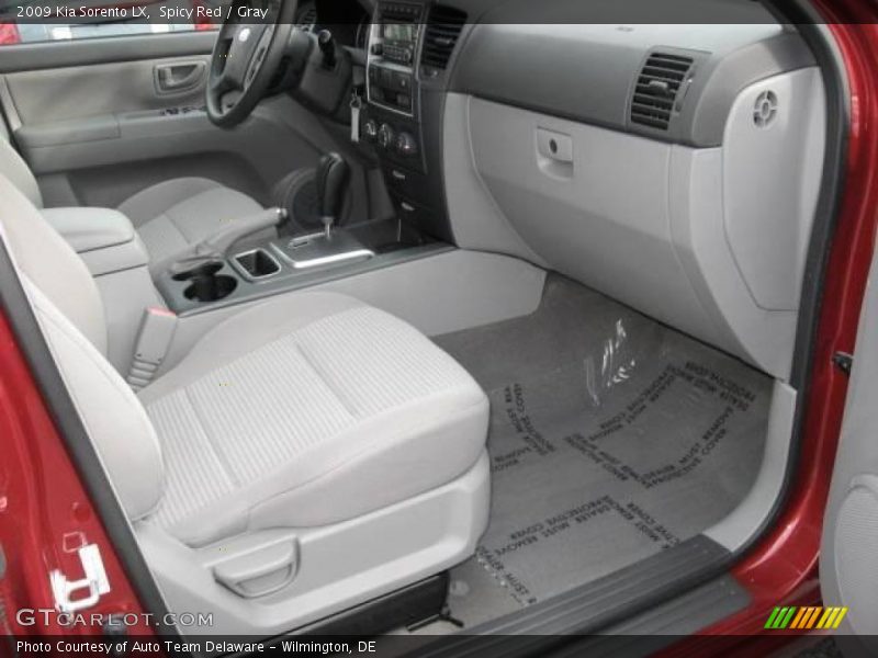 Spicy Red / Gray 2009 Kia Sorento LX
