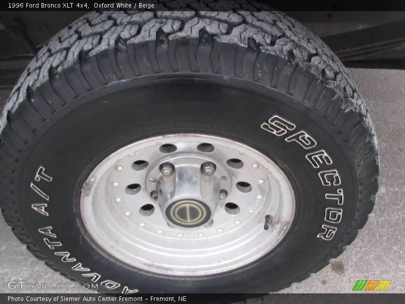 Oxford White / Beige 1996 Ford Bronco XLT 4x4