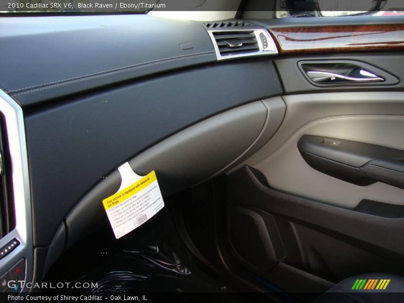 Black Raven / Ebony/Titanium 2010 Cadillac SRX V6