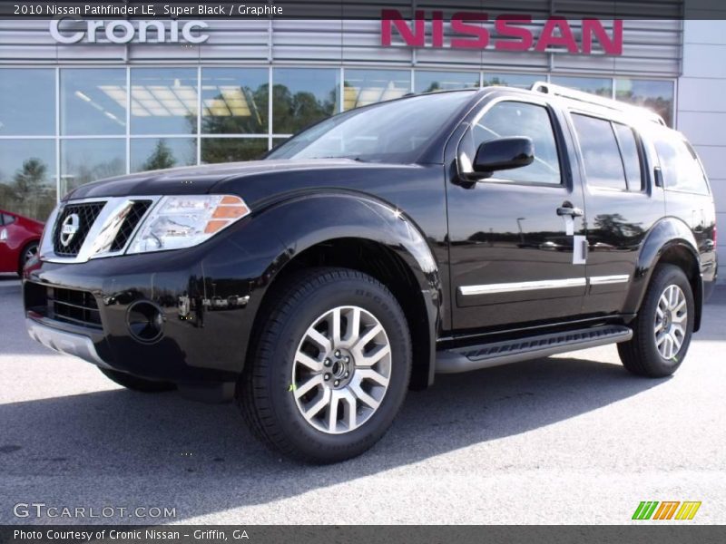 Super Black / Graphite 2010 Nissan Pathfinder LE