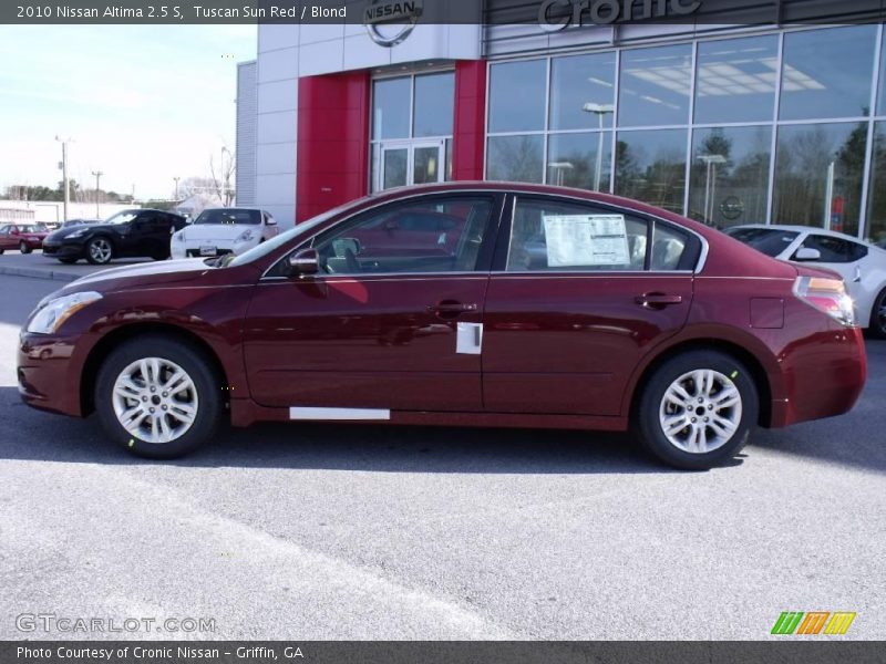 Tuscan Sun Red / Blond 2010 Nissan Altima 2.5 S