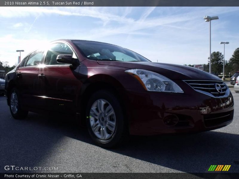 Tuscan Sun Red / Blond 2010 Nissan Altima 2.5 S