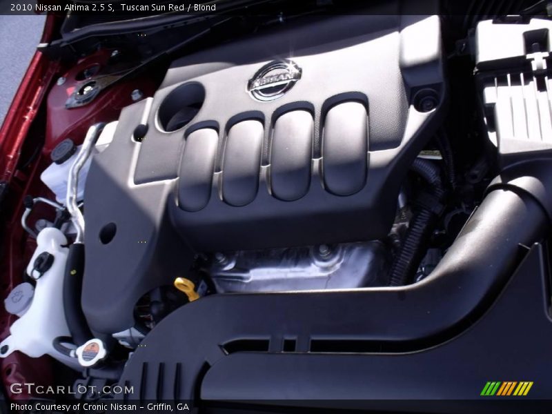 Tuscan Sun Red / Blond 2010 Nissan Altima 2.5 S