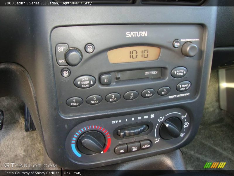 Light Silver / Gray 2000 Saturn S Series SL2 Sedan