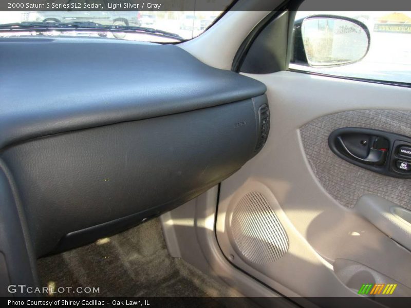 Light Silver / Gray 2000 Saturn S Series SL2 Sedan