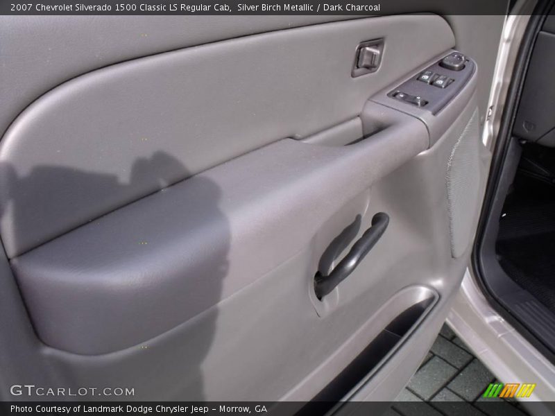 Silver Birch Metallic / Dark Charcoal 2007 Chevrolet Silverado 1500 Classic LS Regular Cab