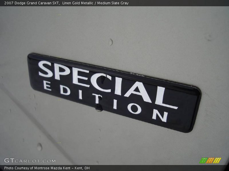 Linen Gold Metallic / Medium Slate Gray 2007 Dodge Grand Caravan SXT