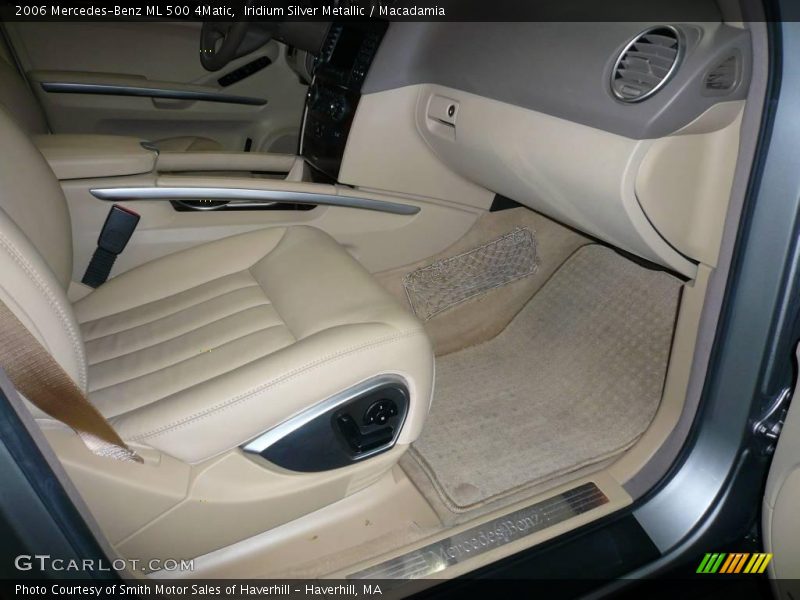 Iridium Silver Metallic / Macadamia 2006 Mercedes-Benz ML 500 4Matic