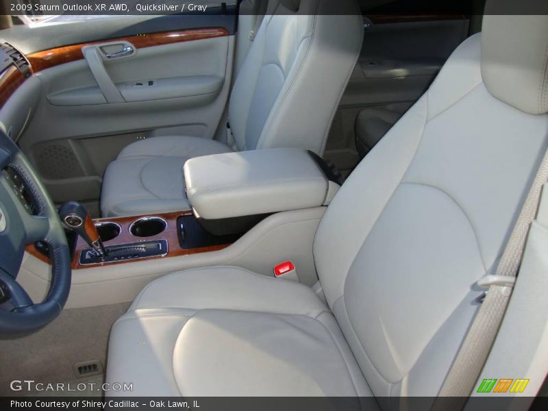 Quicksilver / Gray 2009 Saturn Outlook XR AWD