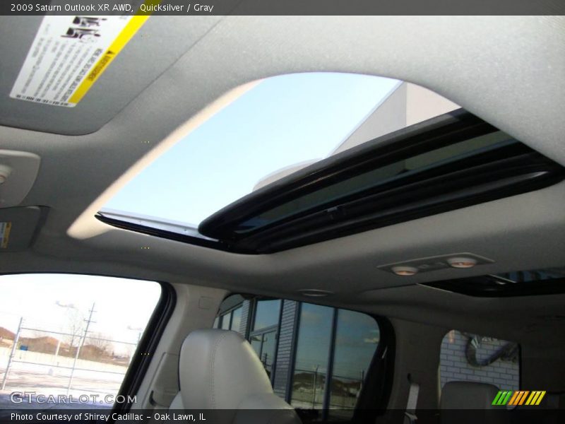 Quicksilver / Gray 2009 Saturn Outlook XR AWD