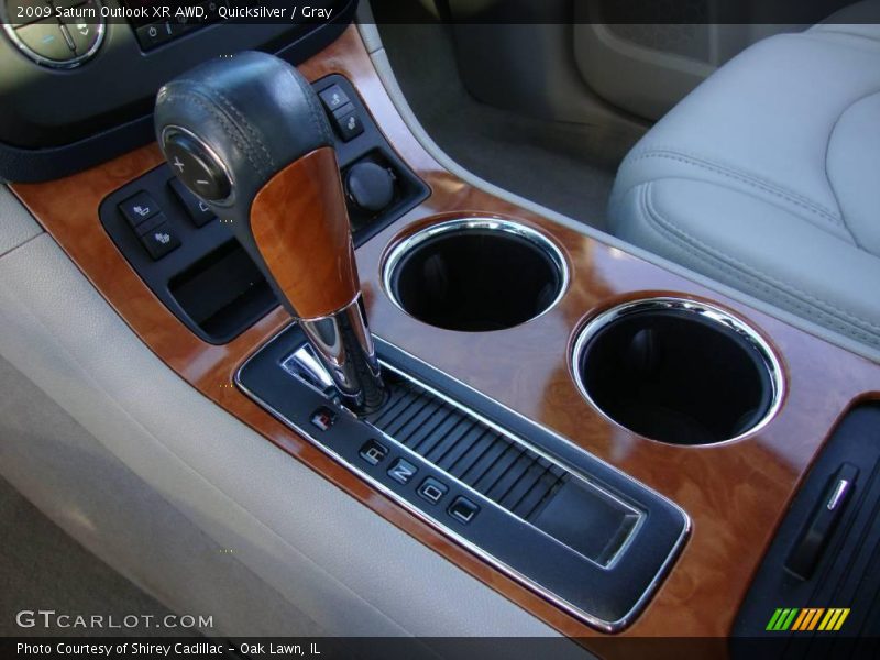 Quicksilver / Gray 2009 Saturn Outlook XR AWD