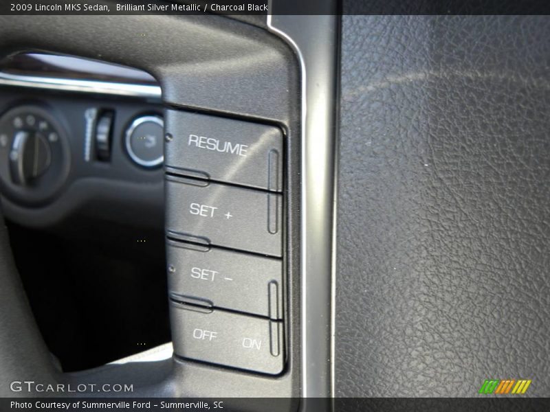 Brilliant Silver Metallic / Charcoal Black 2009 Lincoln MKS Sedan