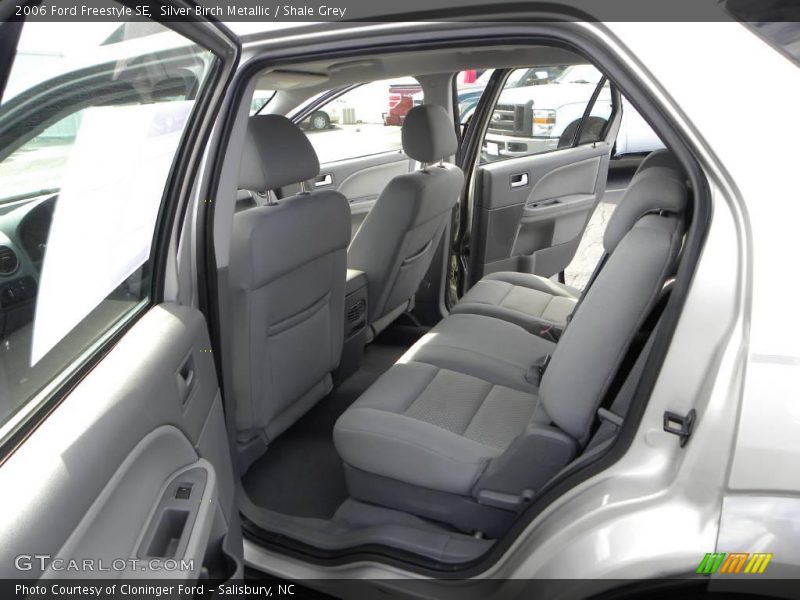 Silver Birch Metallic / Shale Grey 2006 Ford Freestyle SE