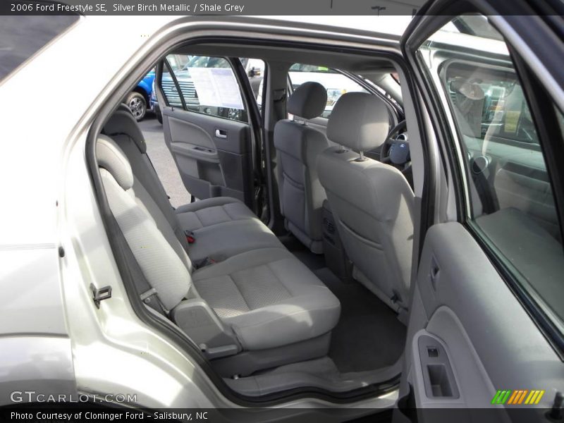Silver Birch Metallic / Shale Grey 2006 Ford Freestyle SE