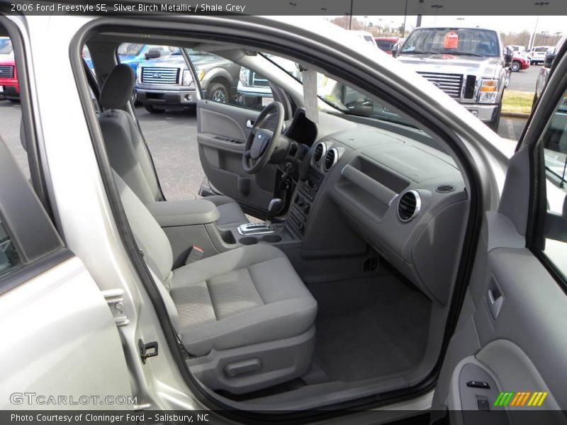 Silver Birch Metallic / Shale Grey 2006 Ford Freestyle SE