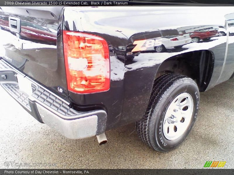 Black / Dark Titanium 2009 Chevrolet Silverado 1500 LS Extended Cab