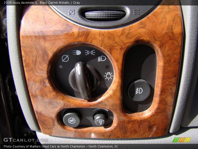 Black Garnet Metallic / Gray 2008 Isuzu Ascender S