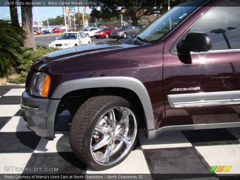 Black Garnet Metallic / Gray 2008 Isuzu Ascender S