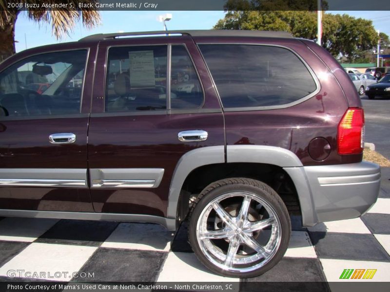 Black Garnet Metallic / Gray 2008 Isuzu Ascender S