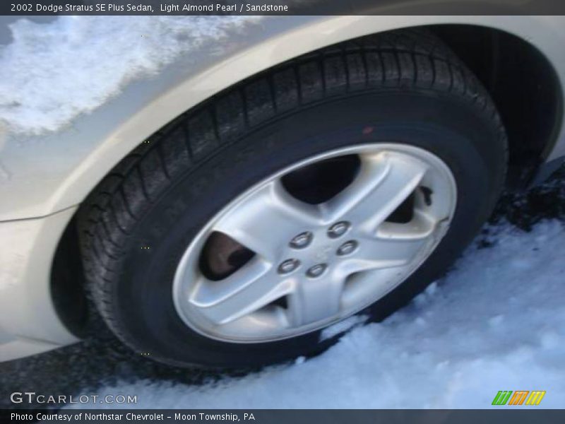 Light Almond Pearl / Sandstone 2002 Dodge Stratus SE Plus Sedan