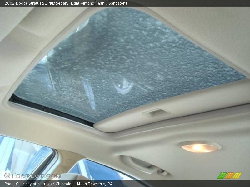 Light Almond Pearl / Sandstone 2002 Dodge Stratus SE Plus Sedan