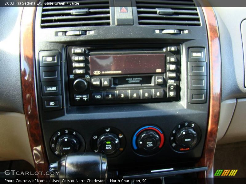 Sage Green / Beige 2003 Kia Sedona EX