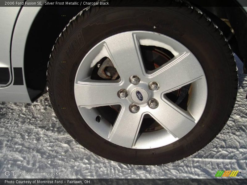Silver Frost Metallic / Charcoal Black 2006 Ford Fusion SE