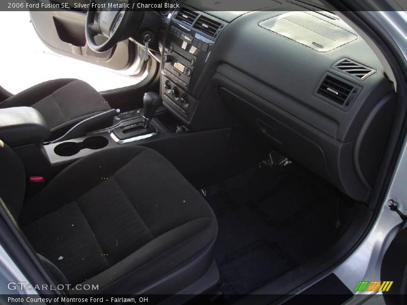 Silver Frost Metallic / Charcoal Black 2006 Ford Fusion SE