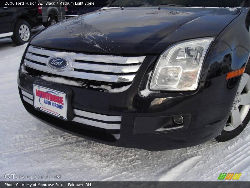 Black / Medium Light Stone 2006 Ford Fusion SE