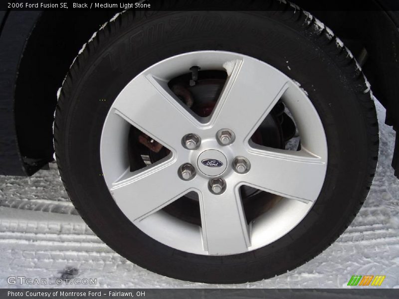 Black / Medium Light Stone 2006 Ford Fusion SE