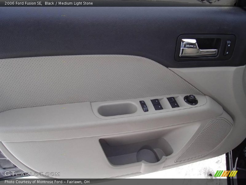 Black / Medium Light Stone 2006 Ford Fusion SE