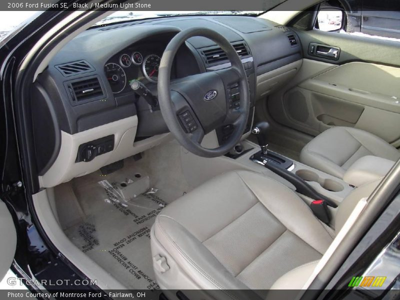 Black / Medium Light Stone 2006 Ford Fusion SE