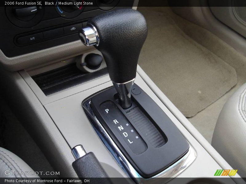 Black / Medium Light Stone 2006 Ford Fusion SE