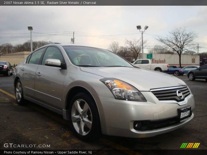 Radiant Silver Metallic / Charcoal 2007 Nissan Altima 3.5 SE