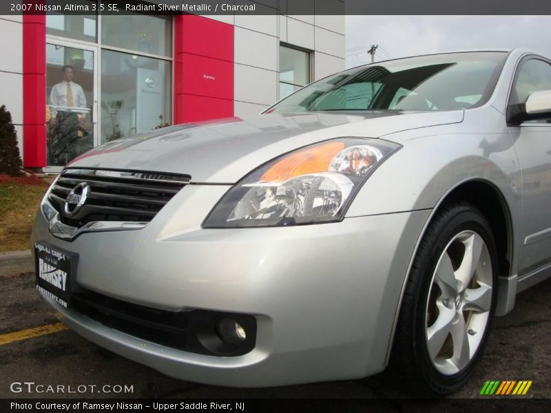 Radiant Silver Metallic / Charcoal 2007 Nissan Altima 3.5 SE
