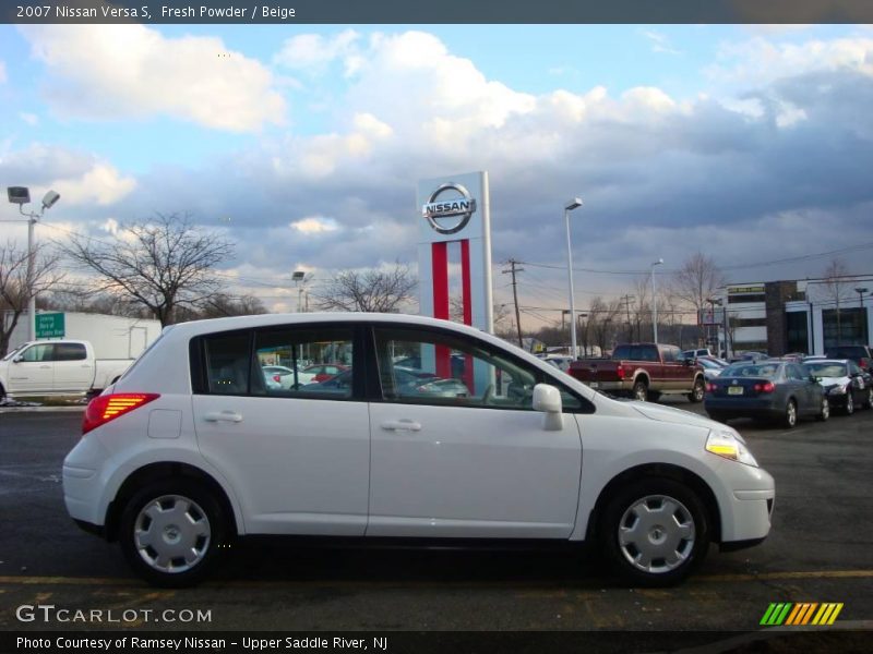 Fresh Powder / Beige 2007 Nissan Versa S