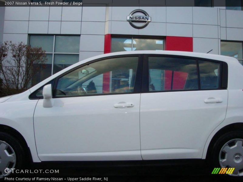 Fresh Powder / Beige 2007 Nissan Versa S