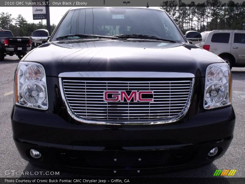 Onyx Black / Ebony 2010 GMC Yukon XL SLT