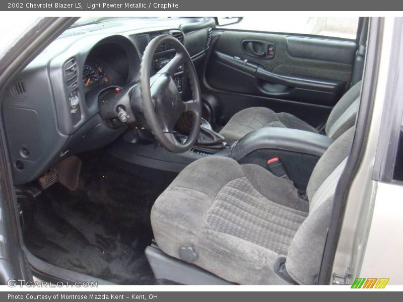 Light Pewter Metallic / Graphite 2002 Chevrolet Blazer LS