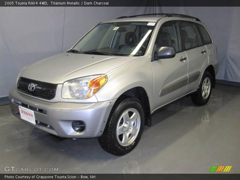 Titanium Metallic / Dark Charcoal 2005 Toyota RAV4 4WD