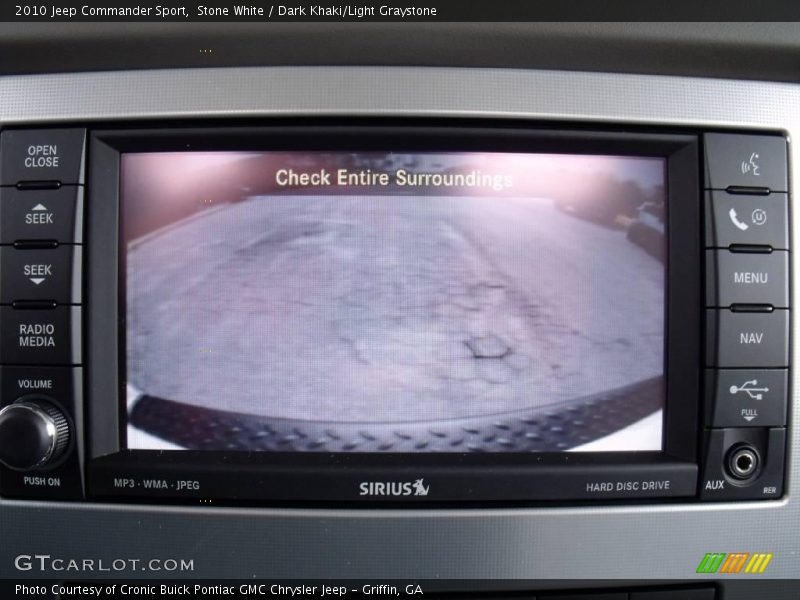 Stone White / Dark Khaki/Light Graystone 2010 Jeep Commander Sport