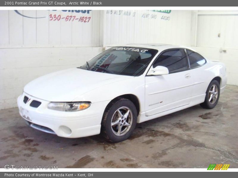 Arctic White / Black 2001 Pontiac Grand Prix GT Coupe