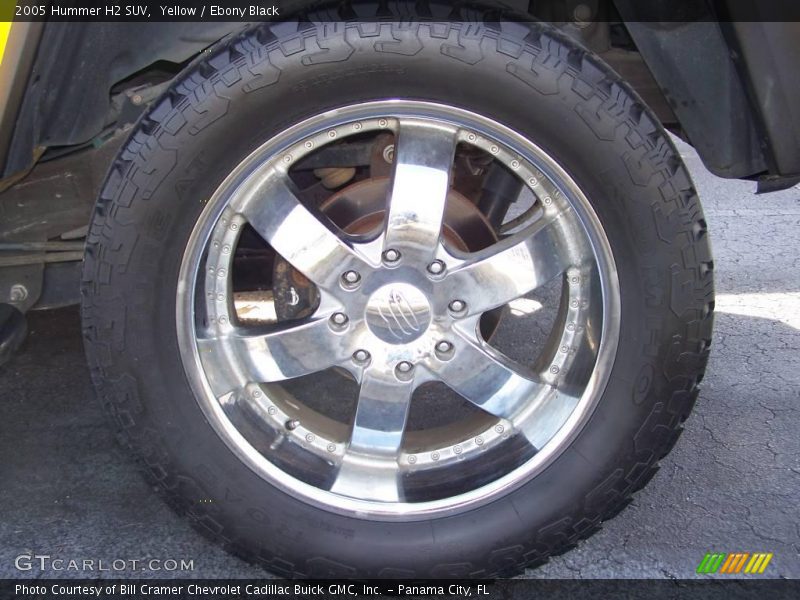 Yellow / Ebony Black 2005 Hummer H2 SUV