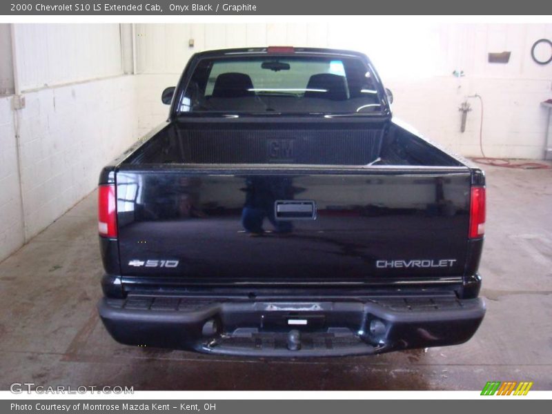 Onyx Black / Graphite 2000 Chevrolet S10 LS Extended Cab