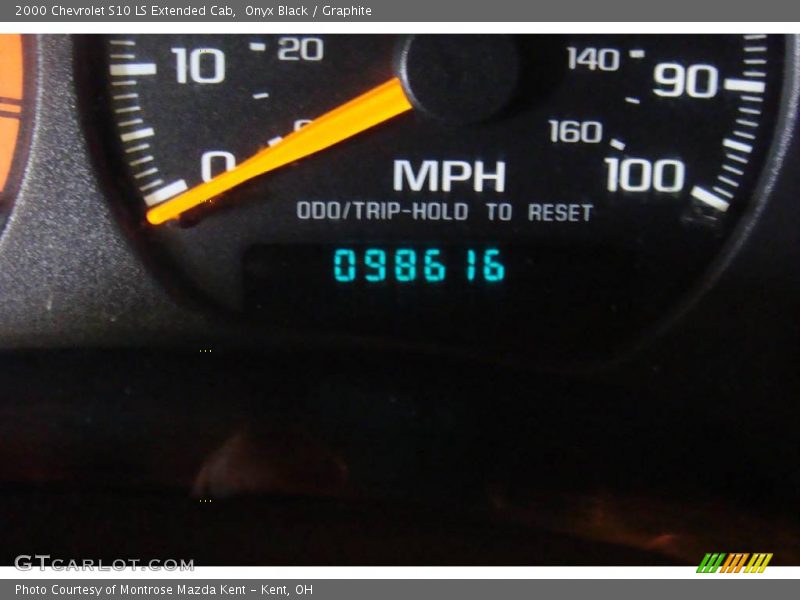 Onyx Black / Graphite 2000 Chevrolet S10 LS Extended Cab