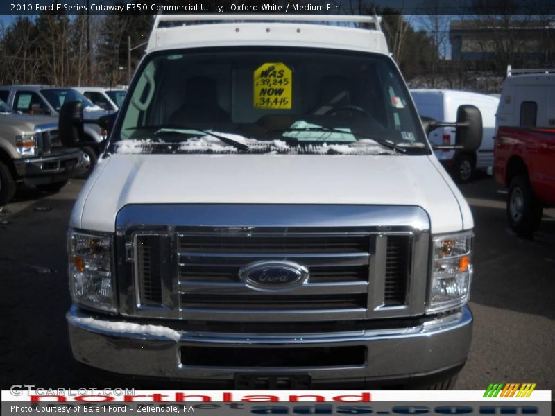 Oxford White / Medium Flint 2010 Ford E Series Cutaway E350 Commercial Utility