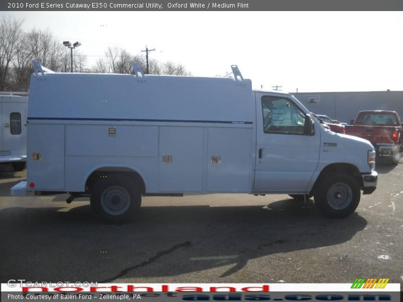 Oxford White / Medium Flint 2010 Ford E Series Cutaway E350 Commercial Utility