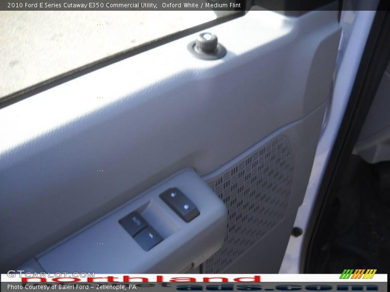 Oxford White / Medium Flint 2010 Ford E Series Cutaway E350 Commercial Utility