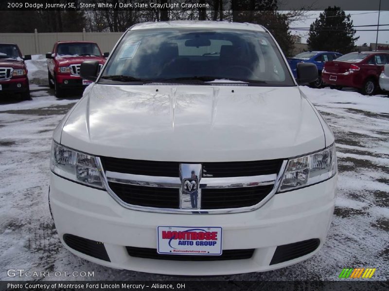 Stone White / Dark Slate Gray/Light Graystone 2009 Dodge Journey SE