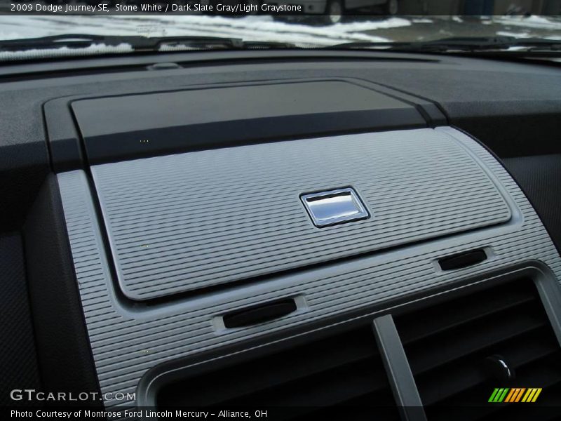Stone White / Dark Slate Gray/Light Graystone 2009 Dodge Journey SE